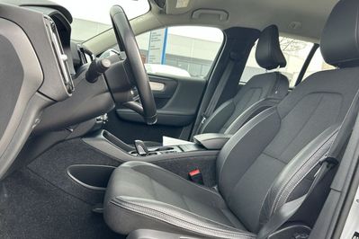 Volvo XC40 T4 Momentum Pro aut