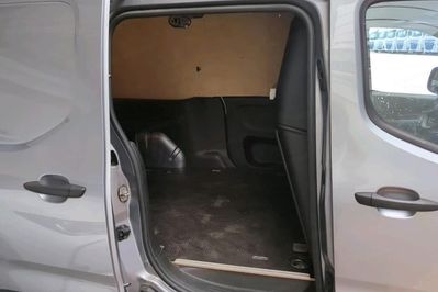 Peugeot Partner L2H1