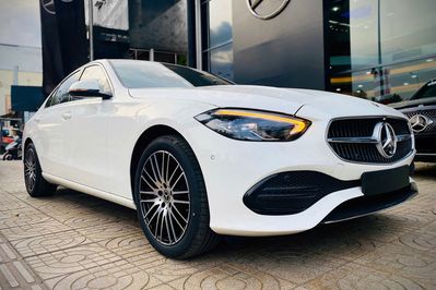 Mercedes Klasa C 180 Avantgarde