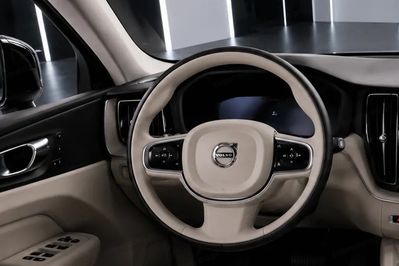 Volvo XC60 B4 D AWD Inscription aut