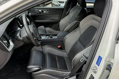 Volvo S60 B4 B R-Design