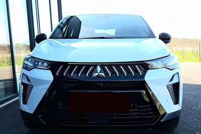 Mitsubishi Grandis Intense Style Cold  1.3  DCT7 mHEV  2WD