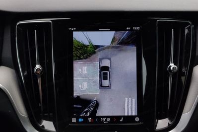 Volvo V60 B4 B Plus Dark aut