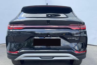 BYD Seal U DM-i  Design AWD