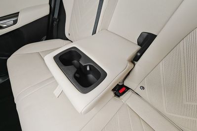 Lexus NX 350h Omotenashi 2.5 Hybrid AWD