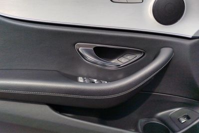 Mercedes Klasa E 220 d Avantgarde