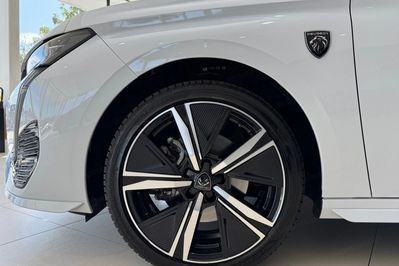 Peugeot 308 1.2 PureTech GT S&S EAT8