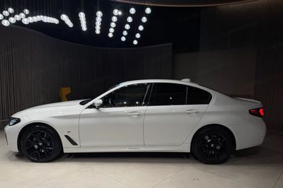 BMW Seria 5 518d M Sport