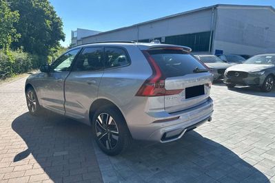 Volvo XC60 B5 AWD Plus Dark