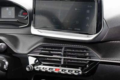 Peugeot 208 Style e-DCS6 1.2 mHEV