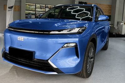 Geely Starray EM-i 1.5 PHEV Pro
