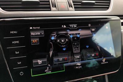 Skoda Superb 2.0 TDI SCR L&K DSG