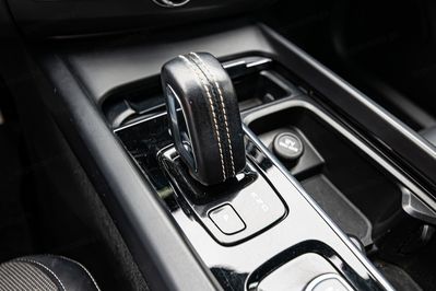 Volvo XC60 D AWD R-Design aut