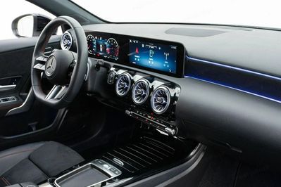 Mercedes Klasa A 200 AMG Line 7G-DCT