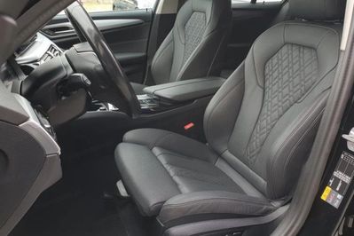 BMW Seria 5 Touring 530e xDrive Luxury Line