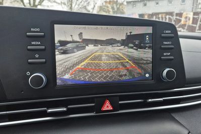 Hyundai Elantra 1.6 Smart DCT