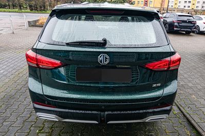 MG ZS 1.5 HEV+ Standard aut