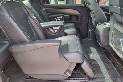 Mercedes V Klasa 300 d 4-Matic Exclusive 9G-Tronic (długi)