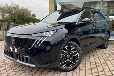 Peugeot 5008 GT Exclusive S&S e-DCS6 1.2 PureTech mHEV