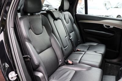 Volvo XC90 T8 AWD Plug-In Hybrid Plus Dark 7os aut