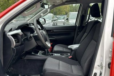Toyota HiLux 2.4 d-4D Double Cab Dlx 4X4