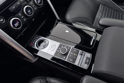 Land Rover Discovery V SD4 HSE