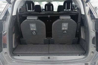 Peugeot 5008 1.6 Puretech Allure S&S EAT8