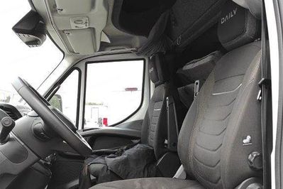 Iveco Daily 70C18 Zabudowa + Tył spanie