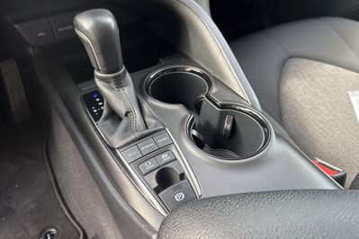 Toyota Camry Comfort 2.5 Hybrid  CVT