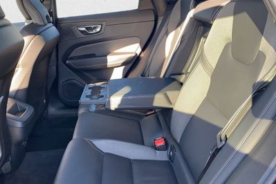 Volvo XC60 B5 B AWD Plus Dark aut