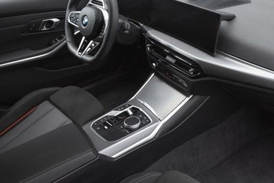 BMW Seria 3 318i M Sport