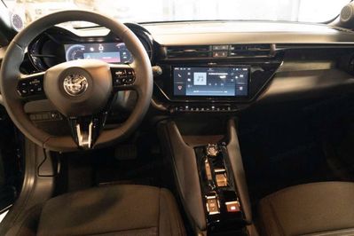 Alfa Romeo Junior Ibrida