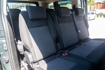 Opel Zafira Life Extra Long L2H1 Business AT8