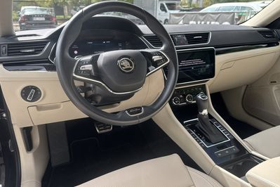 Skoda Superb L&K 2.0 TSI 4x4 DSG