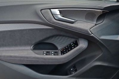Audi A5 e-Hybrid quattro Avant