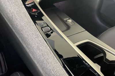 Peugeot 3008 Allure e-DCS 1.2 mHEV