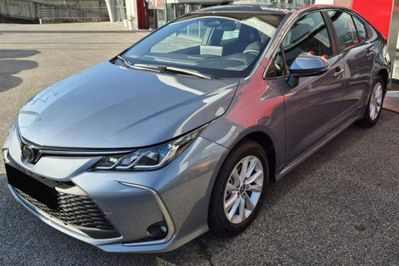 Toyota Corolla Comfort 1.5 benzyna
