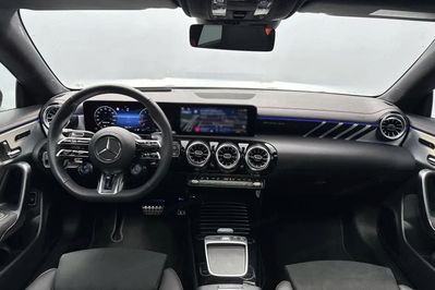 Mercedes CLA AMG CLA 35 4-Matic 8G-DCT AMG