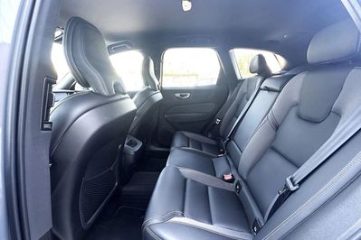 Volvo XC60 B4 B R-Design aut