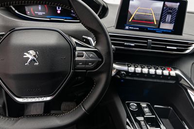 Peugeot 5008 1.5 BlueHDi Allure Pack S&S EAT8