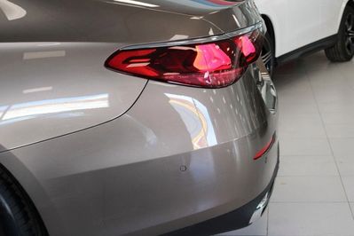 Mercedes Klasa E 200  4-Matic Avantgarde