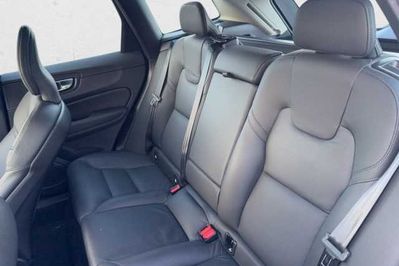 Volvo XC60 B5 B AWD Plus Dark aut