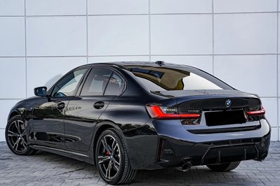 BMW Seria 3 330i xDrive M Sport