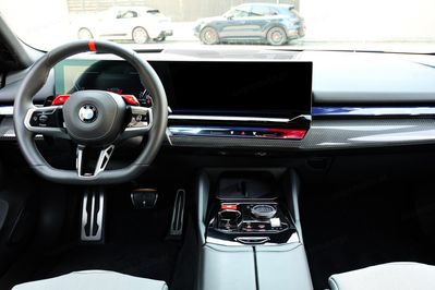 BMW Seria 5 M5