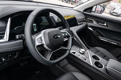 JAC JS8 PRO 1.5 T-GDI 7 DCT 7os.