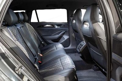 Volkswagen Passat 2.0 TSI R-Line Plus DSG