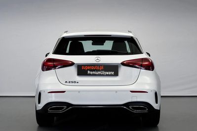 Mercedes Klasa A 250 e AMG Line