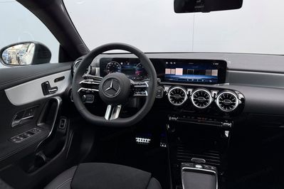 Mercedes CLA 200 AMG Line