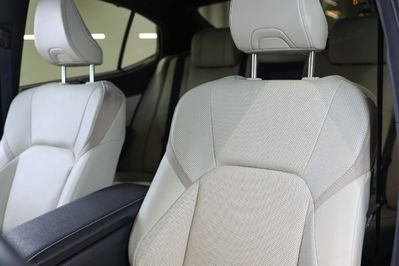 Toyota Camry 2.5 Hybrid Dynamic Force Executive e-CVT