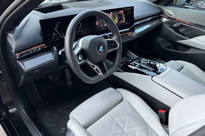 BMW Seria 5 520d xDrive mHEV M Sport aut